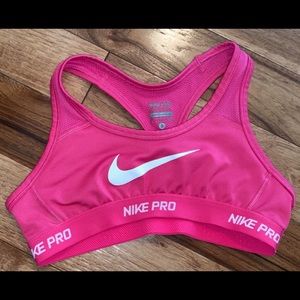 Small Nike Pro Sports Bra